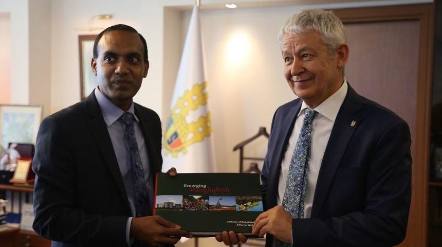 Bangladeş Başkonsolosu Etso Y&ouml;neticileriyle G&ouml;r&uuml;şt&uuml;