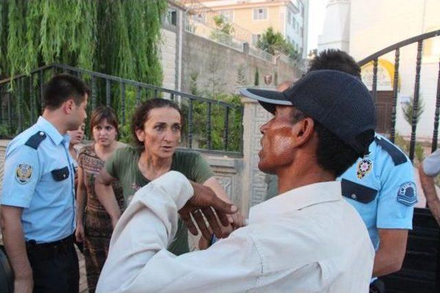 Minareye Çıkıp Atlayacağını Söyledi, Eşi Barışma Sözü Verince Indi