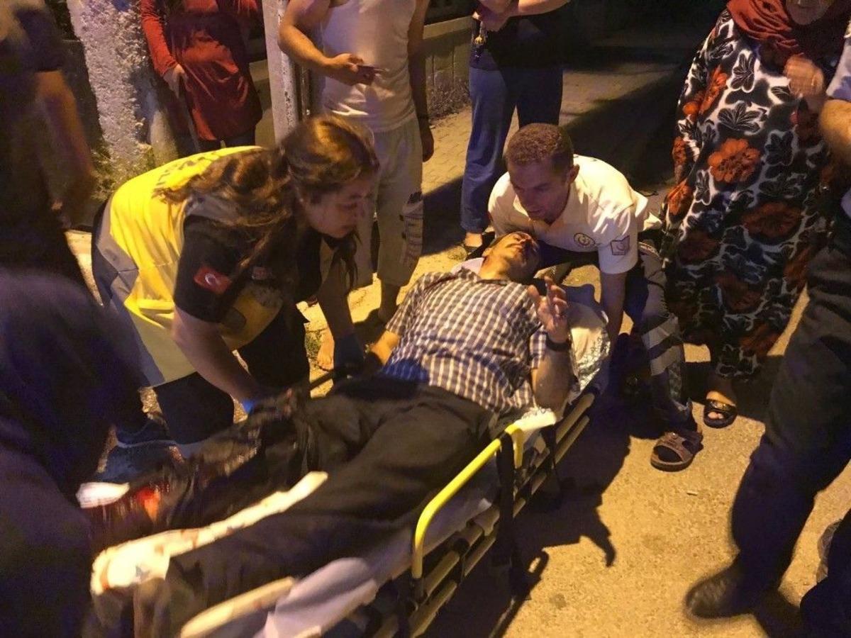 Iraklı D&uuml;n&uuml;rlerin Tartışması Kanlı Bitti: 1&rsquo;i Ağır 3 Yaralı