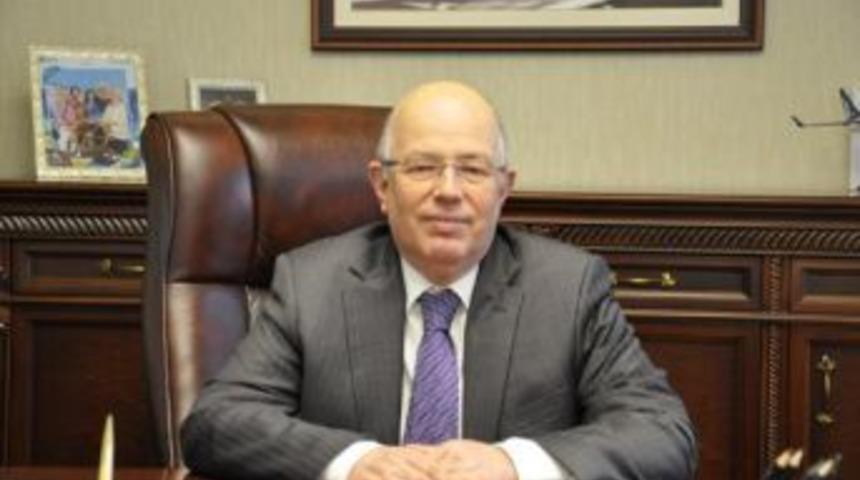 Prof. Dr. &Uuml;&ccedil;tuğ: Sevdiğiniz Mesleği Se&ccedil;in Yoksa Hem Başarısız Hem De Mutsuz Olursunuz