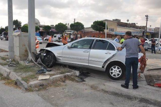 Sorgun’Da 2 Otomobil Çarpıştı: 1'i Ağır 8 Yaralı