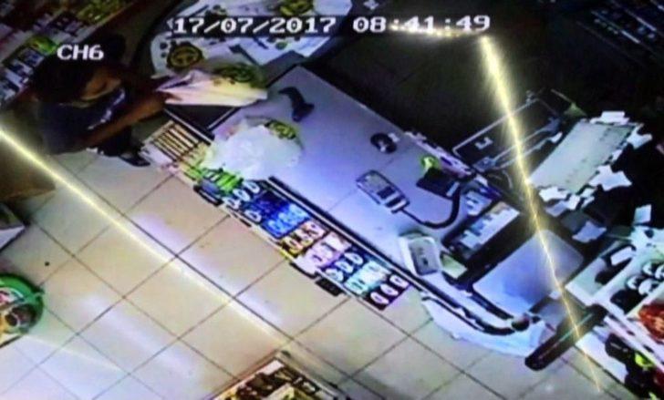 Kasadan Bin Lira Çalıp Aldıkları Ürünleri Veresiye Yazdırmaya Çalıştılar G4