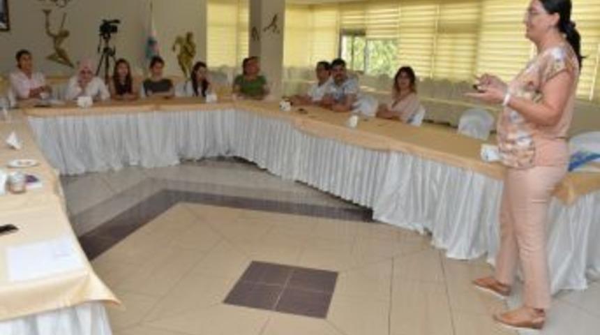 Mersin&rsquo;de Belediye &Ccedil;ağrı Merkezi Personeline Etkili İletişim Eğitimi