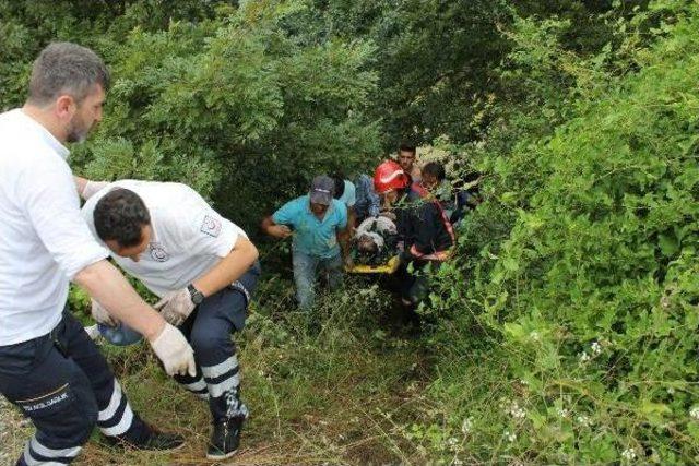 Devrilen Traktörün Altında Kalan Sürücü Öldü