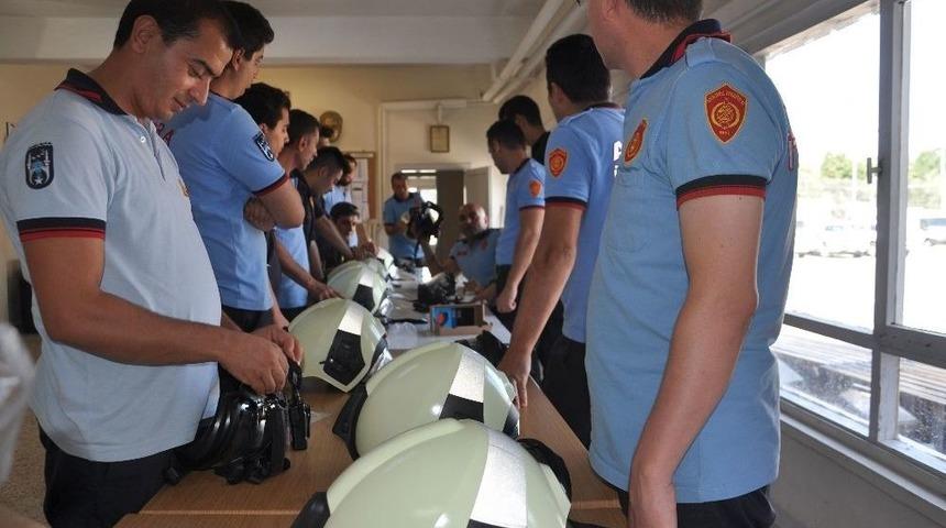 Ankara İtfaiyesi&rsquo;nde Yeni Kasklar Kullanılmaya Başlandı