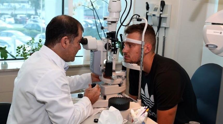 Marko Guduric, Sağlık Kontrol&uuml;nden Ge&ccedil;ti