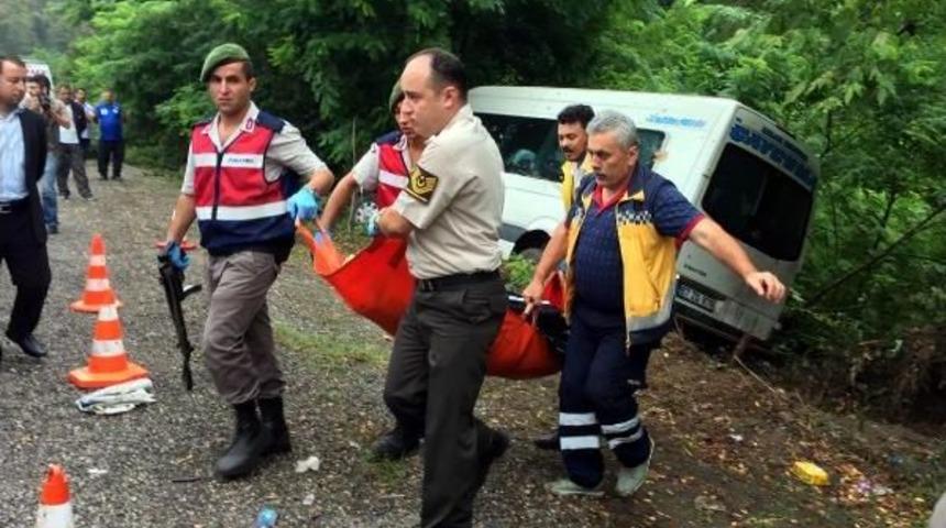 Zonguldak'ta Aynı Yolda 3 Kaza: 1 &Ouml;l&uuml;, 15 Yaralı