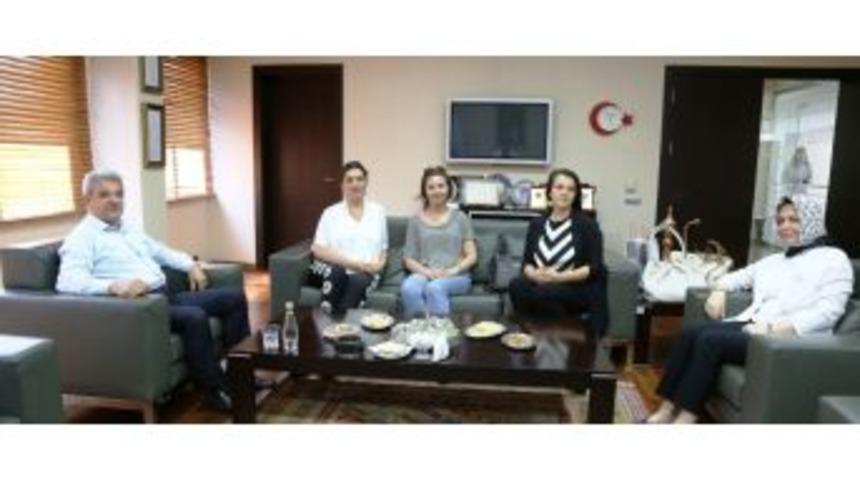 Zabun: &ldquo;turizmde Canlılığı Artırmak İ&ccedil;in Batı İlleriyle U&ccedil;ak Bağlantılarımızı G&uuml;&ccedil;lendirmeliyiz&rdquo;