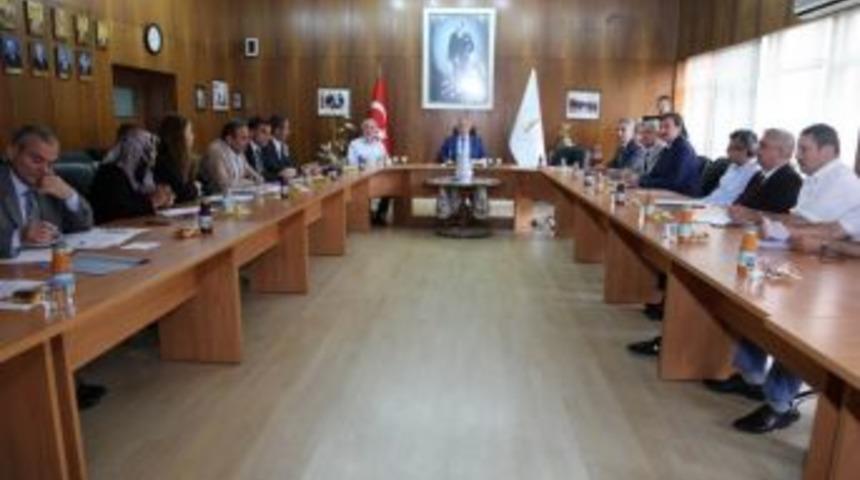 Vali Nayir: 2017 Yılının İlk 6 Aylık D&ouml;neminde 5 Bin 814 İşsiz İşe Yerleştirildi