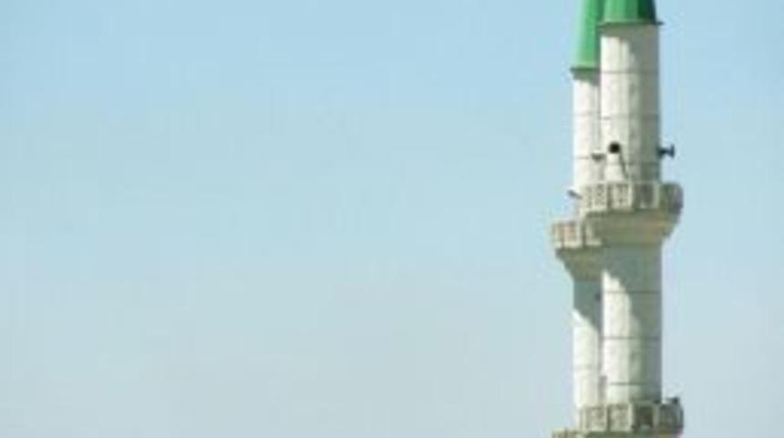 Cami Hoparl&ouml;r&uuml;nden Dolandırıcı Uyarısı