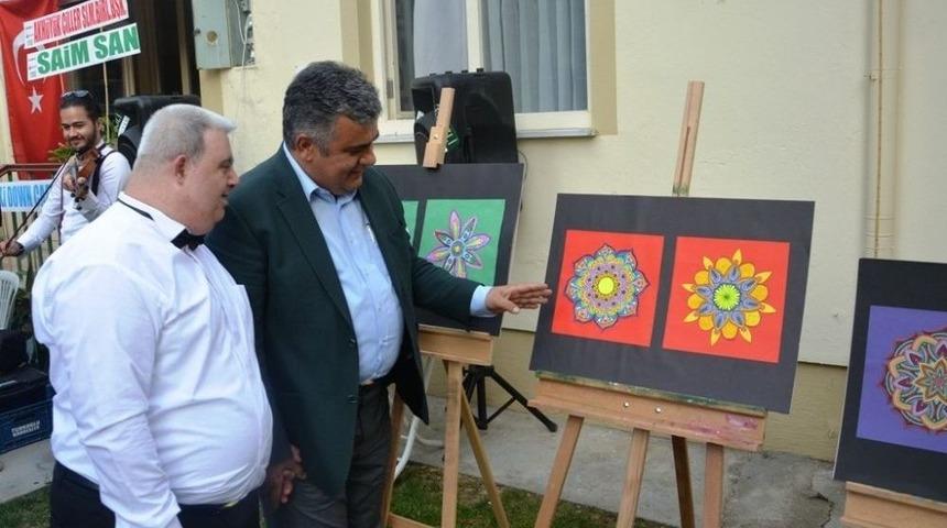 Down Sendromlu Serdar Duman&rsquo;ın Sergisi A&ccedil;ıldı