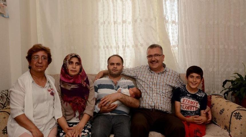 &Ccedil;ocuklarına&rsquo; Recep Tayyip Erdoğan&rsquo; İsmini Verdiler