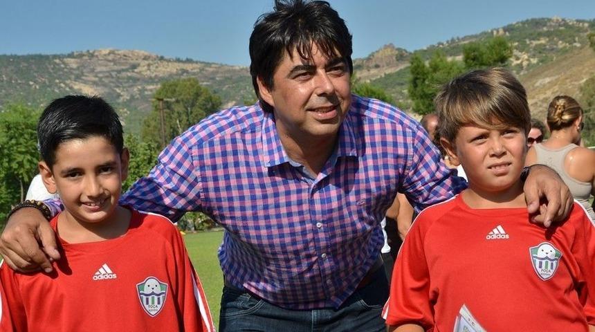 Foça’da Yaz Sezonu Spor Okullarına Büyük İlgi