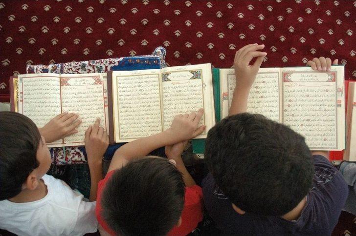 (özel Haber) Kur’an Kursunda Yüzme Keyfi G2