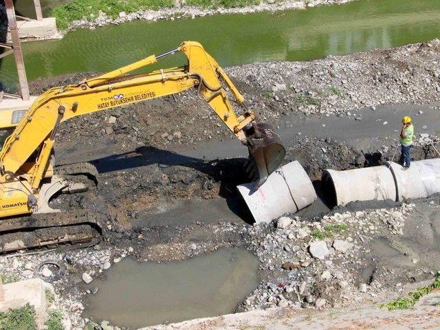 Asi Nehri’nde Atık Su Hattı Çalışmaları Hızla İlerliyor