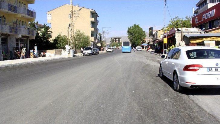 Van Büyükşehir Belediyesine Pankartlı Teşekkür G4