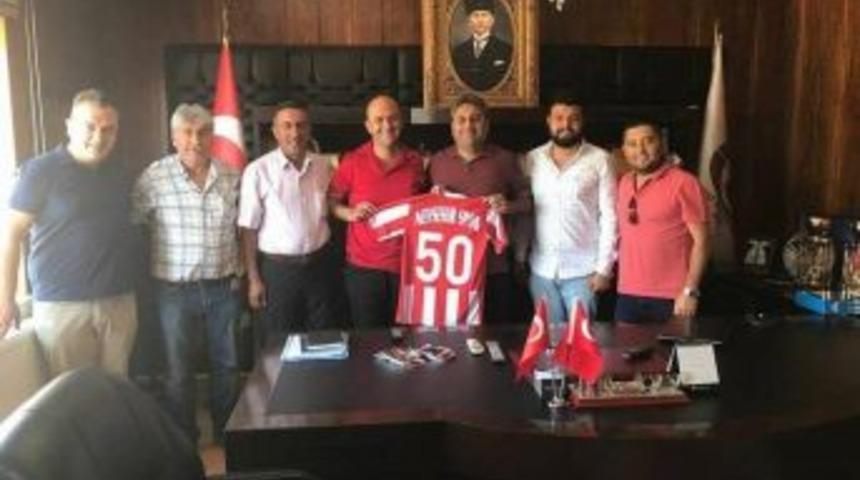 &Ccedil;at Belediye Başkanı Duru&rsquo;dan Nevşehirspora Destek