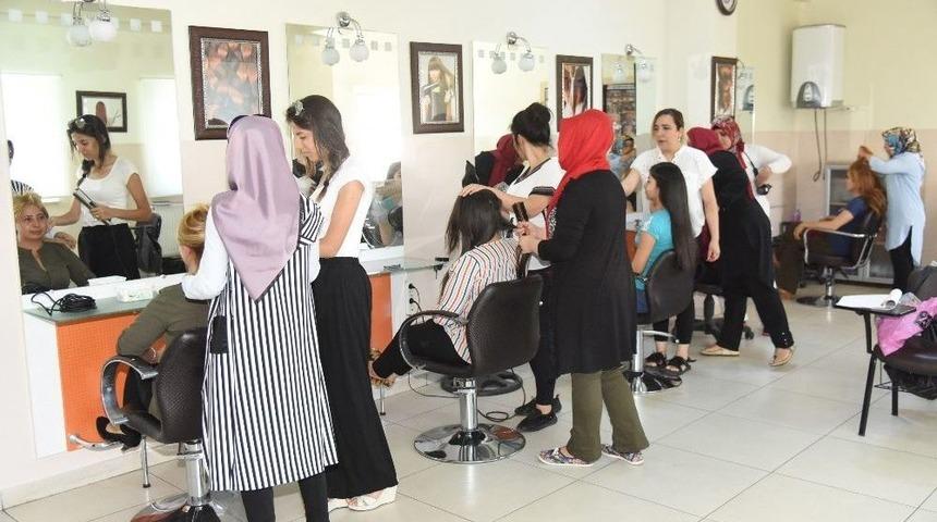 Şahinbey Belediyesi Meslek Sahibi Yapmaya Devam Ediyor