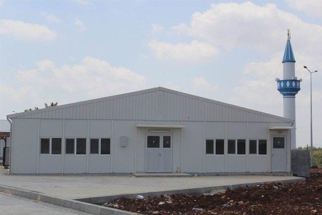 &Ccedil;adırlarda Barınan Suriyeliler, Daha Yaşanabilir Ortamlarda Konaklayacak 3