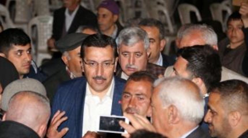 T&uuml;fenkci&rsquo;nin G&ouml;revine Devam Etmesi Malatya&rsquo;da Sevin&ccedil;le Karşılandı