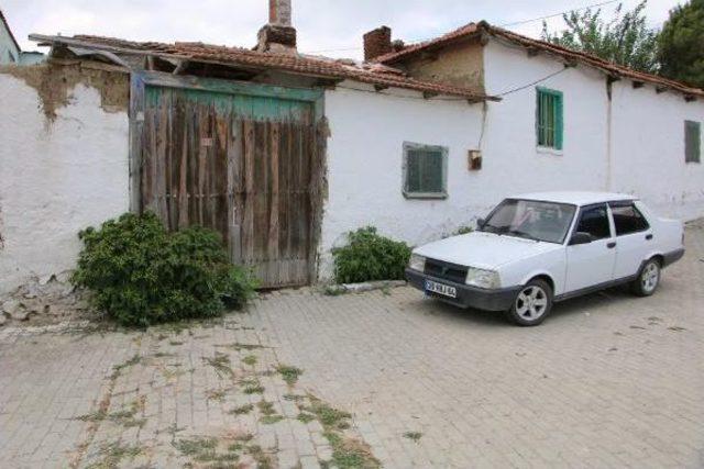 Hastaneye Gitmek Için Evden Çıkan Selin den 2 Gündür Haber Yok 1