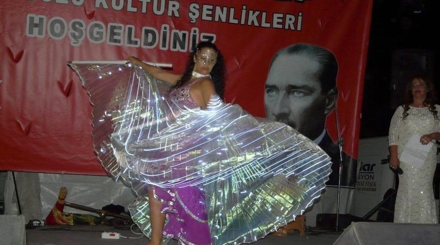 Oryantal &Ccedil;ıkartılan Şenliğe Tepki