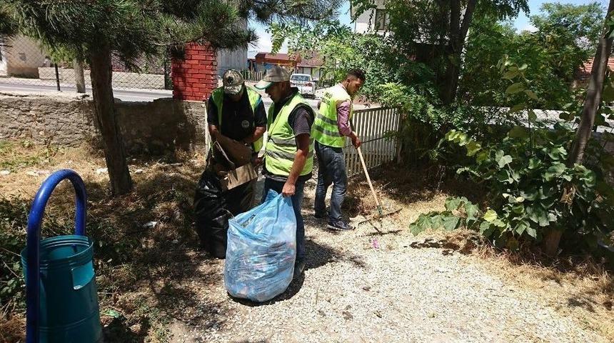 İn&ouml;n&uuml;&rsquo;de Genel Temizlik &Ccedil;alışmaları