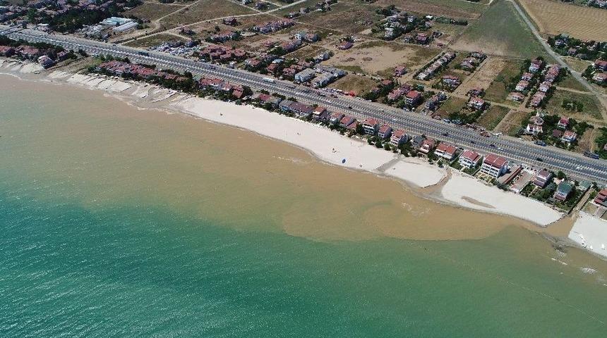 Silivri&rsquo;de &Ccedil;amura Bulanan Deniz Havadan G&ouml;r&uuml;nt&uuml;lendi