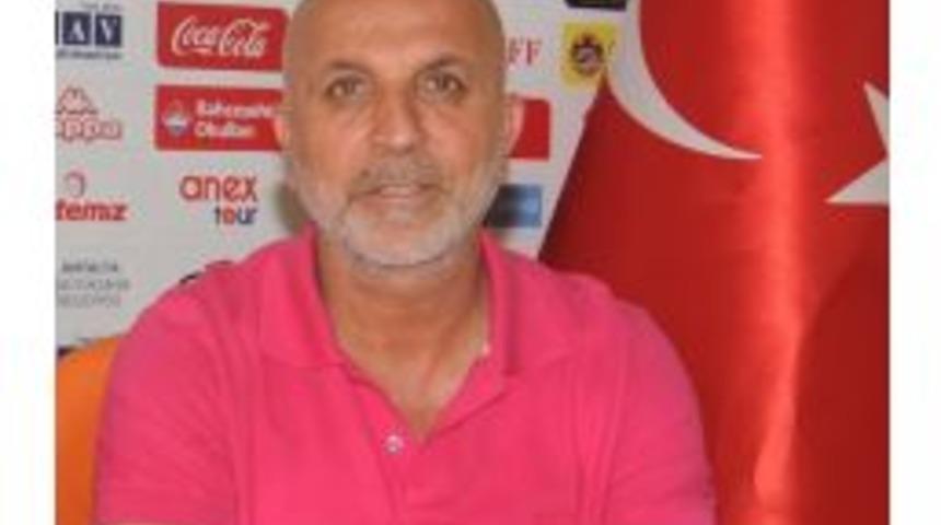 &Ccedil;avuşoğlu&rsquo;dan Vagner Love A&ccedil;ıklaması