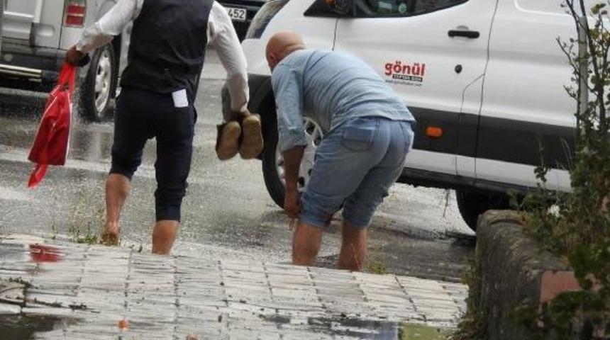 &Ccedil;orum'da Yağmur Etkili Oldu