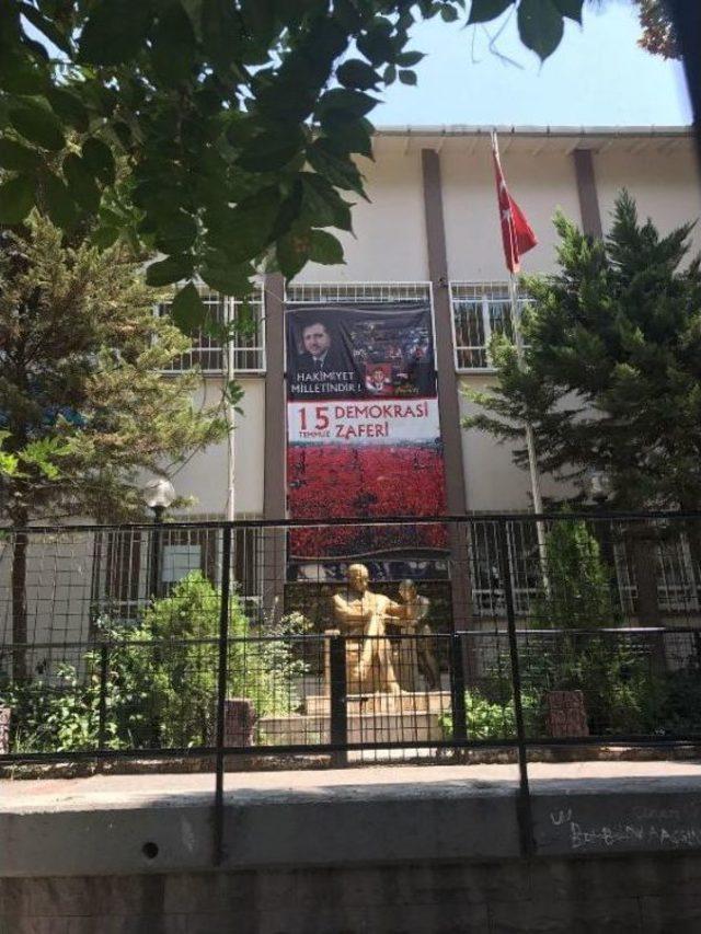 Chp'li Sertel'den Atatürk Ve Türk Bayrağı Kapatıldı Iddiası