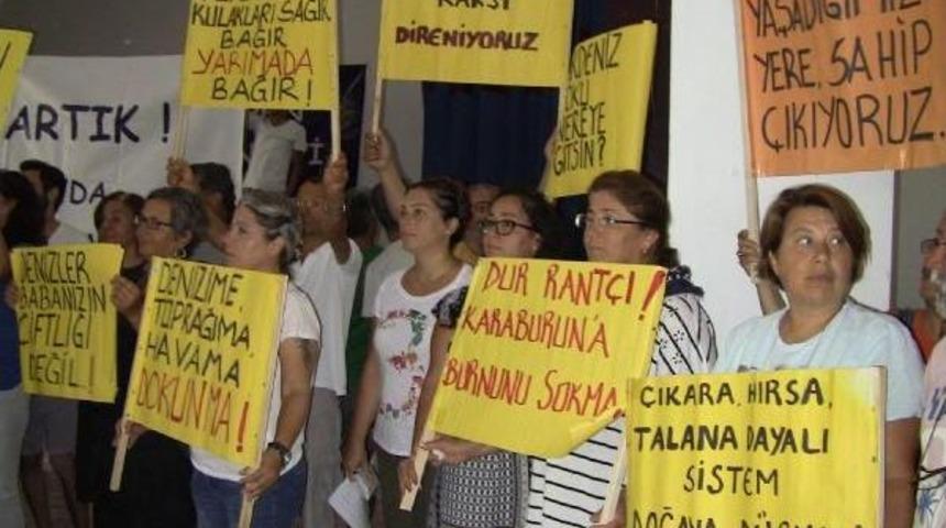 Karaburun'da Balık &Ccedil;iftliği Tepkisi