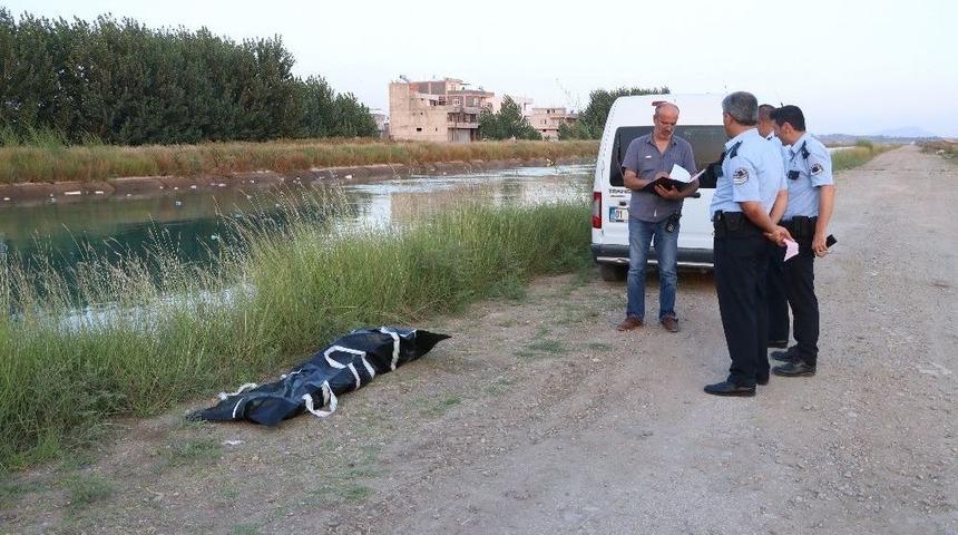 Adana&rsquo;da Sulama Kanalında Erkek Cesedi Bulundu