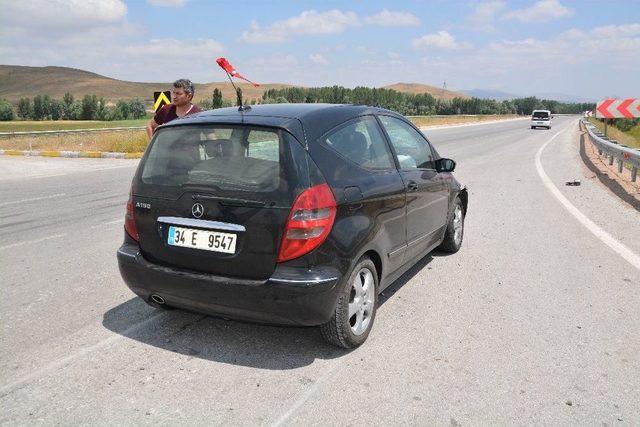 Sivas&rsquo;ta Trafik Kazası: 6 Yaralı 2