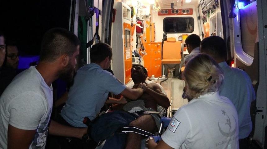 Adana&rsquo;da G&ouml;le Atlayarak İntihar Etmeye &Ccedil;alışan Adamı Vatandaşlar Kurtardı