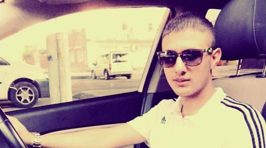 20 Yaşındaki Gen&ccedil; Bı&ccedil;aklanarak &Ouml;ld&uuml;r&uuml;ld&uuml;