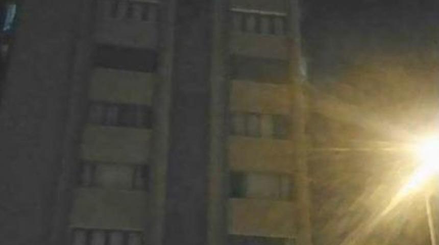 Saklamba&ccedil; Oynarken 7. Kattan D&uuml;şen &Ccedil;ocuk &Ouml;ld&uuml;