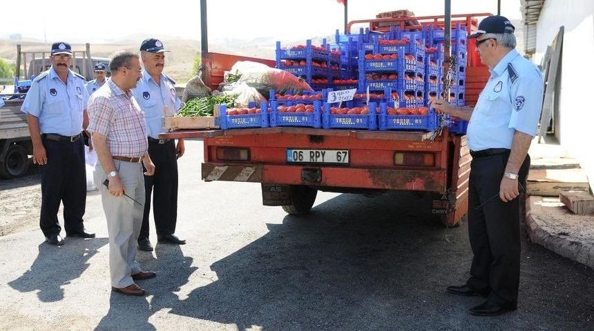 Mamak&rsquo;ta Seyyar Satıcılara Ge&ccedil;it Yok