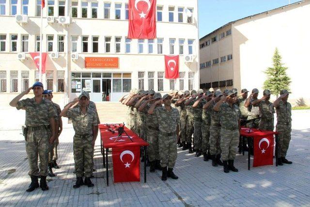 Güvenlik Korucuları Yemin Ederek Göreve Başladı