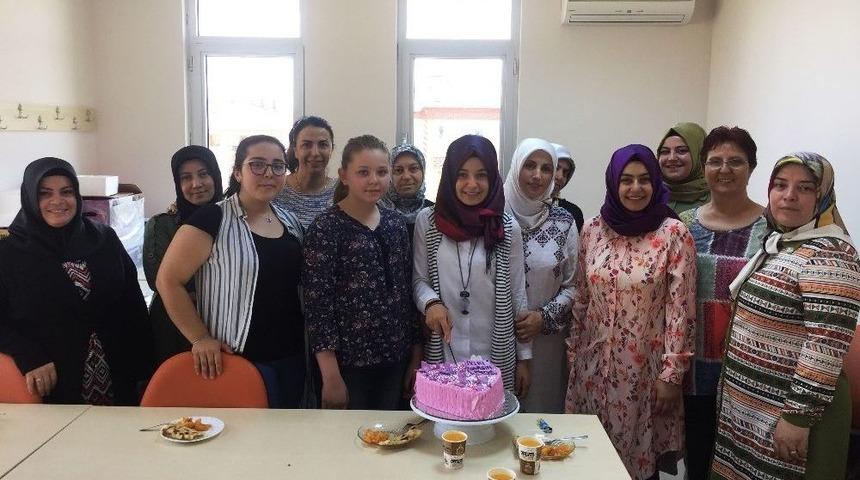 H&uuml;ma Sultan Hanım Evinde Kına Gecesi