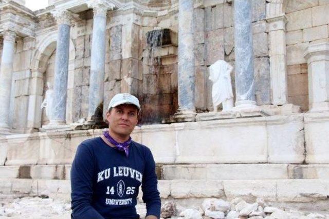 Sagalassos'ta 2 Bin Yıllık Çeşme Bulundu