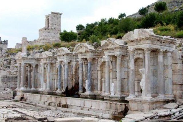 Sagalassos'ta 2 Bin Yıllık Çeşme Bulundu