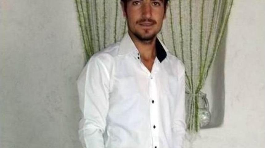 Kanala D&uuml;şen 22 Yaşındaki Gen&ccedil; Boğuldu