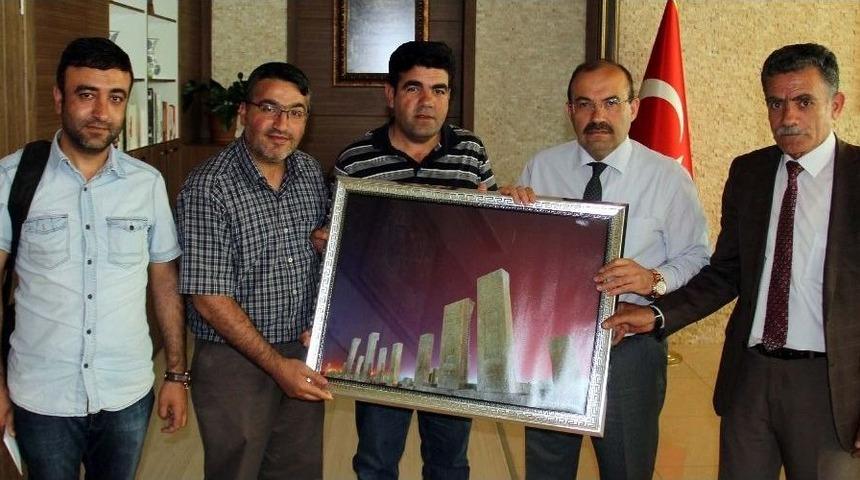 Gazetecilerden Vali Ustaoğlu&rsquo;na Ziyaret