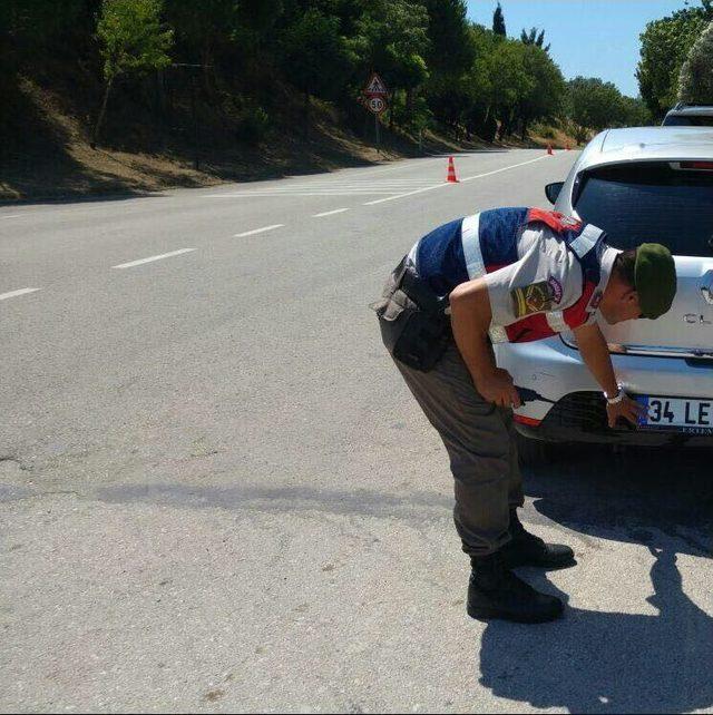 Jandarmadan Trafik Plakası Denetimi