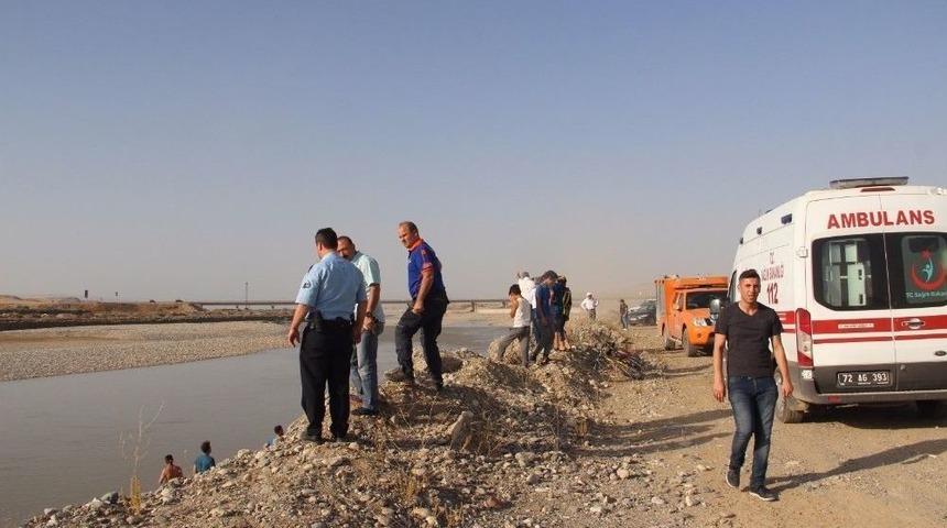 &Ccedil;ayda Kaybolan Gencin Cesedi Bulundu