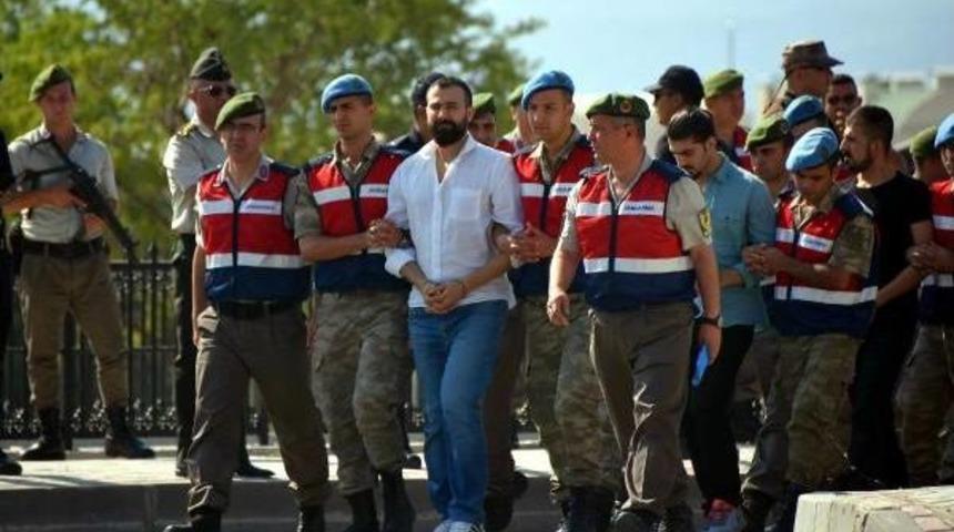 Darbeci Sanıkların Taleplerine Oybirliği Ile Ret