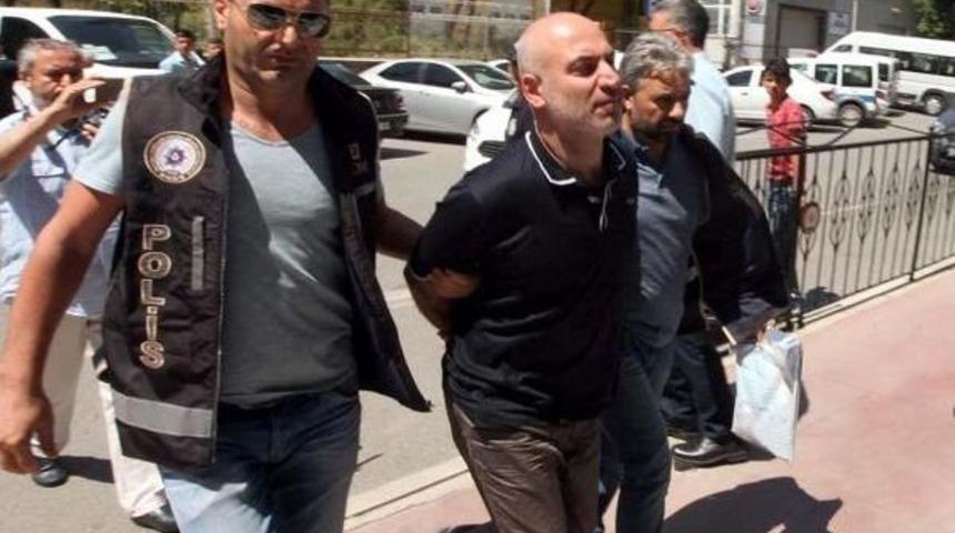 Organize Su&ccedil; &Ouml;rg&uuml;t&uuml;ne 10 Tutuklama