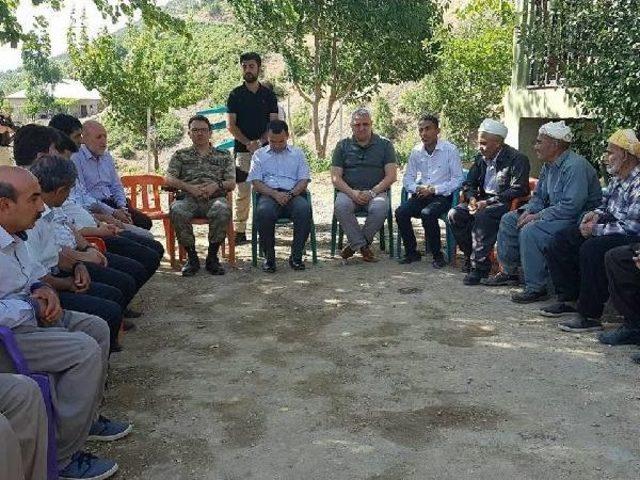 Şemdinli Kaymakamı Türkman'dan Kaplan Ailesine Taziye Ziyareti