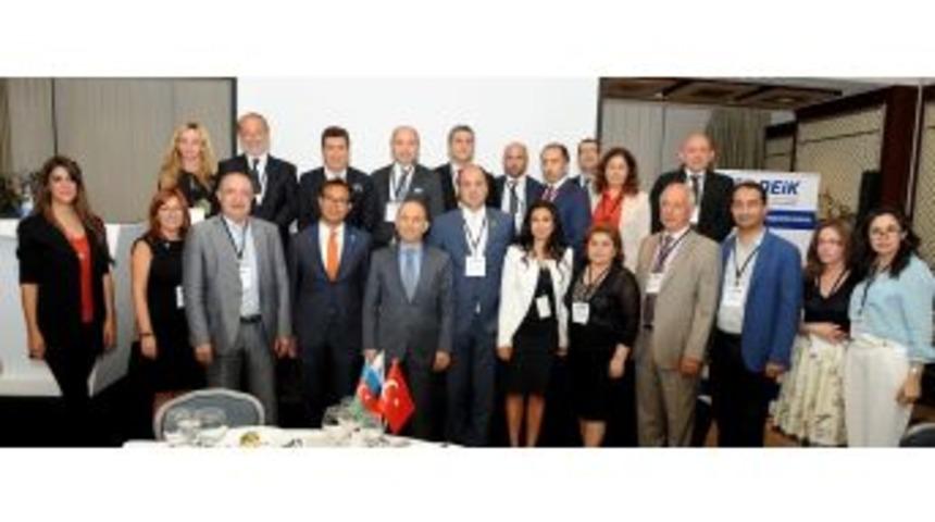 T&uuml;rk Ve Azerbaycanlı İşadamları Deik Yemeğinde Buluştu